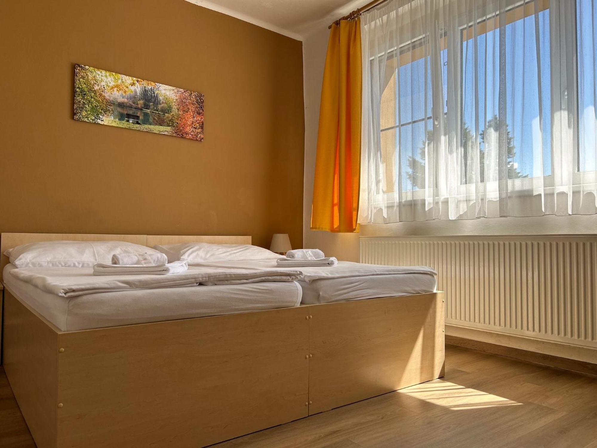 Pension Fontana Poděbrady Exteriör bild
