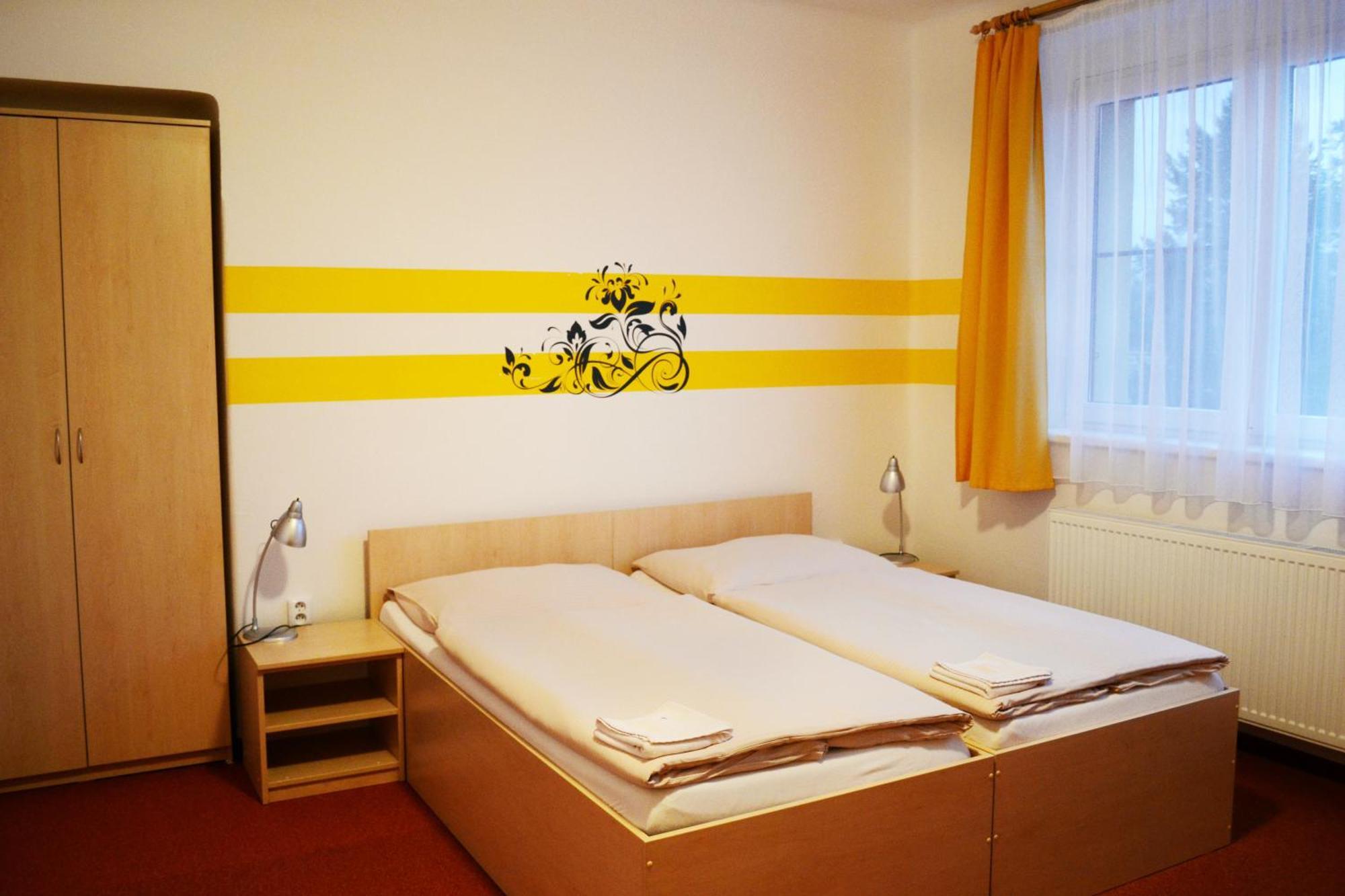 Pension Fontana Poděbrady Rum bild